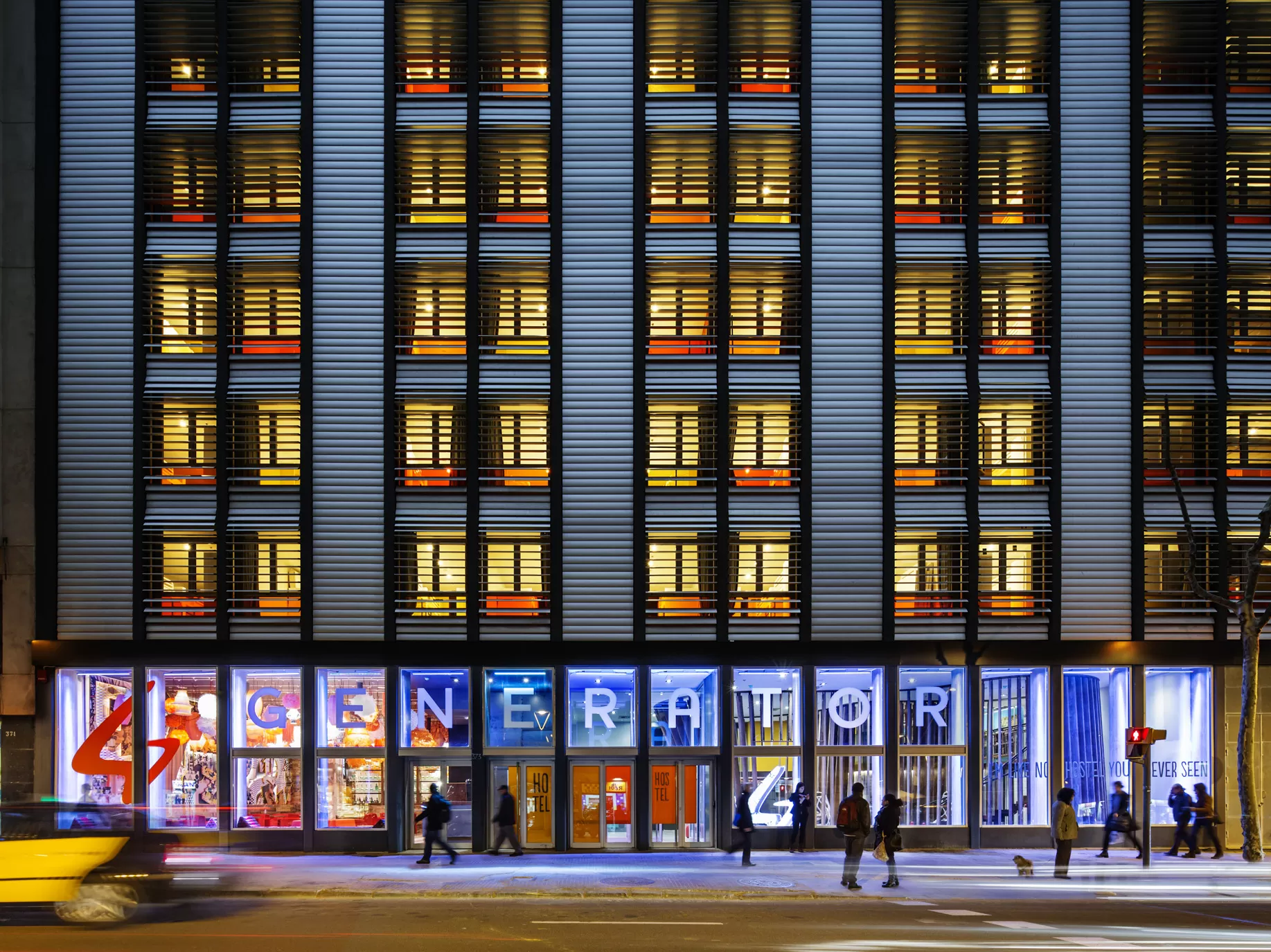 Generator-Barcelona-Exterior